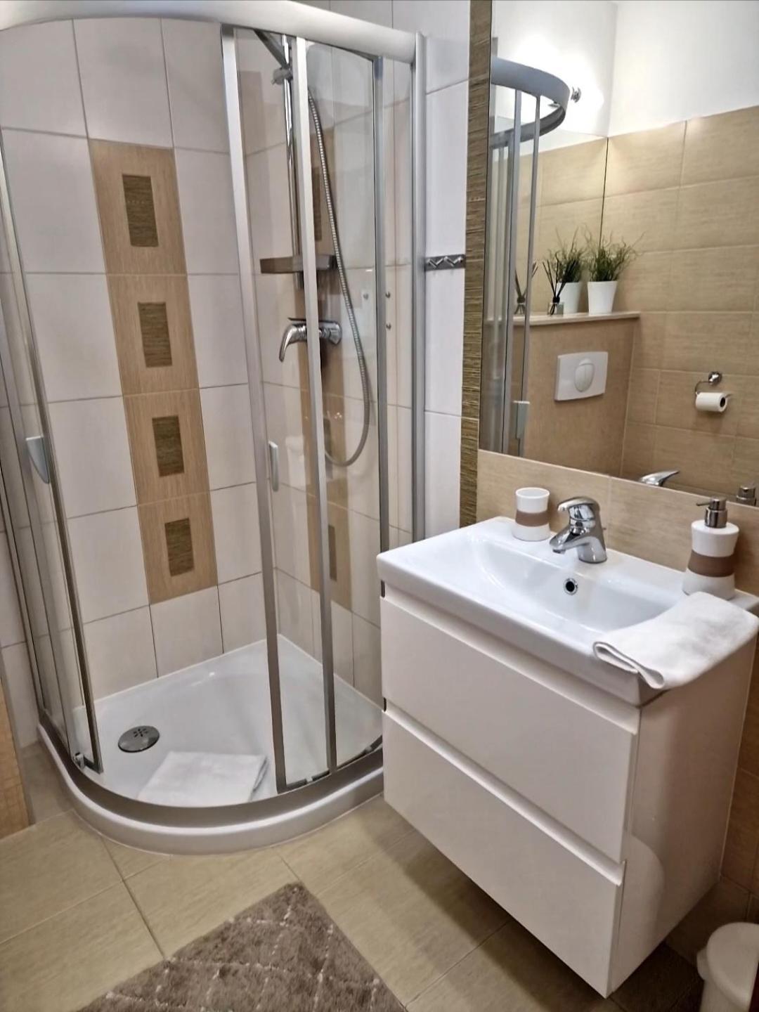 Apartament Aleksandra シフィノウイシチェ エクステリア 写真